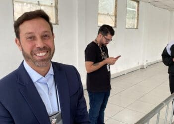 Presidente da Assembleia Geral, Alan Belaciano confia que Vasco conseguirá reverter proibição de transferências em breve.