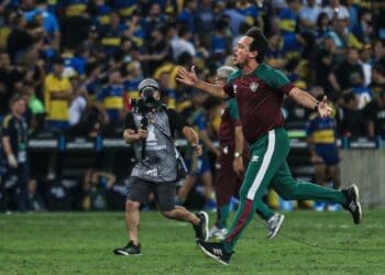 Fernando Diniz e Fluminense se encontram quase um ano após a ruptura.