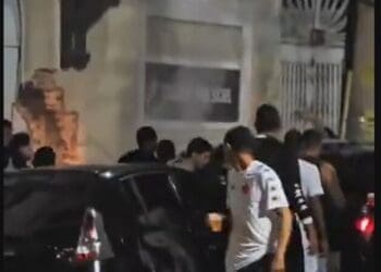 Acidente de carro contra o muro de São Januário resulta em uma morte e três feridos