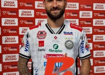 Equipe do meio-campista Gabriel Boschilia, do Operário-PR, foi abordada pelo Vasco.