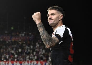 Vegetti continua liderando a artilharia do futebol brasileiro em 2025, alcançando 18 gols.