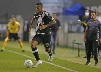 Ex-Vasco, Ygor Catatau revela sua emoção ao comentar sobre a sanção por manipulação de resultados