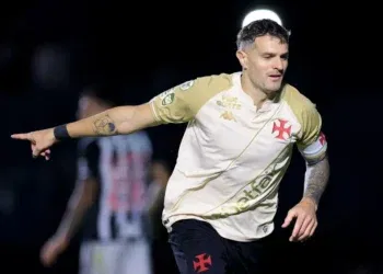 Portal argentino informa que Vegetti foi proposto ao Boca Juniors.