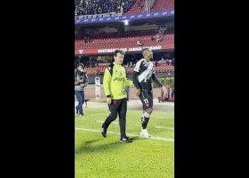 Rayan comenta sobre a conquista contra o São Paulo; confira o vídeo