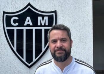 Vasco fez consulta a Rodrigo Weber, do Atlético-MG, para a posição de head scout