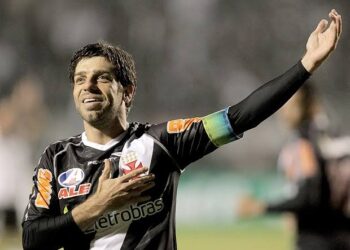Confira as estatísticas de Juninho Pernambucano atuando pelo Vasco.