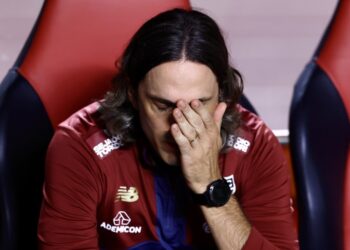 Após a derrota para o Vasco, técnico Luis Zubeldía deixa o comando do São Paulo