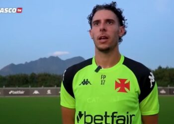 Nuno Moreira celebra sua pausa para férias e oportunidade de treinar ao lado de Fernando Diniz.