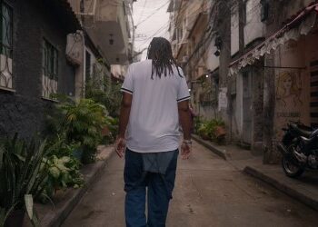 Vasco revela novo clipe de sua camiseta preta: ‘A Barreira’; confira!