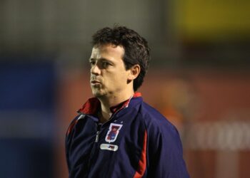 Em 2015, David fez seu primeiro gol como jogador profissional diante da equipe liderada por Fernando Diniz.