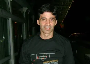 Mauro Galvão comenta sobre o estilo de Fernando Diniz: ‘Pessoalmente, não sou grande apreciador. Isso me preocupa’