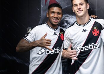 Vasco recebe novos reforços locais: David, Estrella e Leandrinho se juntam ao time para o restante da temporada.