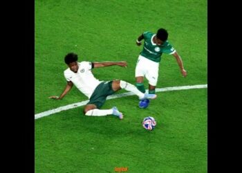 Confira estatísticas e jogadas de Andrey Santos na vitória do Chelsea sobre o Palmeiras.