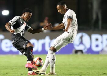 Explore os históricos de Vasco e Botafogo no recém-inaugurado Mané Garrincha.