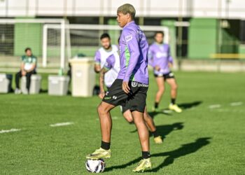 Vasco planeja valorização de Cauan Barros, atualmente emprestado ao América-MG