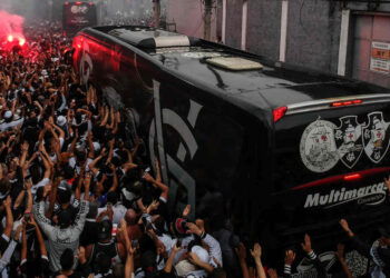 Afanados torcedores do Vasco são os que mais mencionam a palavra ‘milagre’ na web.