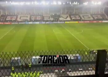 Imagens revelam a condição do gramado de São Januário prévio ao confronto entre Vasco e Independiente del Valle