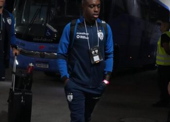 Representação do Independiente del Valle chegou a São Januário.