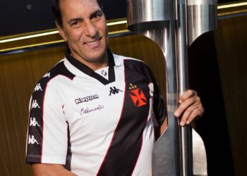 Pedrinho afirma que não comentará as declarações de Edmundo enquanto ocupar a presidência do Vasco.