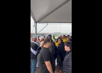 Fãs do Vasco estão no Beira-Rio; confira!