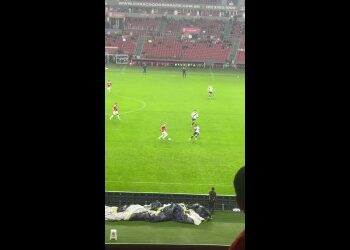 Confira a finalização de Rayan diante do Internacional sob uma nova perspectiva.