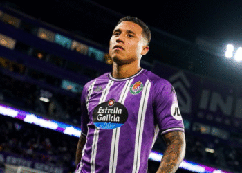 Rumores sobre o Vasco: Darwin Machís não prolonga contrato com o Valladolid e se torna um agente livre no mercado.