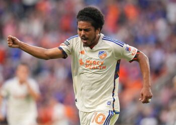 Cria Evander anota 1 gol e fornece 2 assistências, incluindo uma para Orellano, na partida Monterrey 2 x 3 Cincinnati, na Leagues Cup.