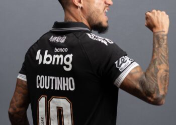 Philippe Coutinho retorna à equipe titular frente ao Mirassol