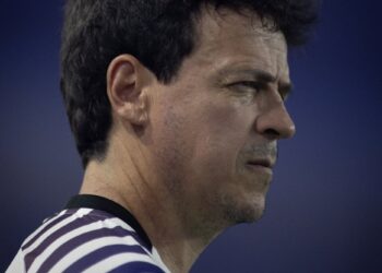 Vasco pode entrar no Z4 se o Santos derrotar o Juventude na próxima segunda-feira.