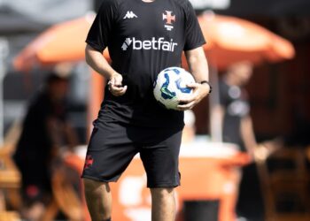 Mauricio Lemos e Lucas Freitas estão previstos para compor a zaga na partida contra o CSA.