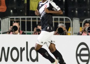 Rayan se destaca como artilheiro do Vasco na Copa do Brasil 2025, marcando 4 gols.