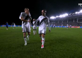 Vasco retorna à vitória após sete partidas.