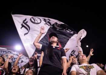 Vasco revela imagens da torcida em São Januário durante a partida contra o CSA; confira!