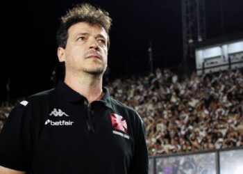 Confira a análise da posição do Vasco no Campeonato Brasileiro de 2025 considerando apenas os desempenhos do 1º e 2º tempo das partidas.