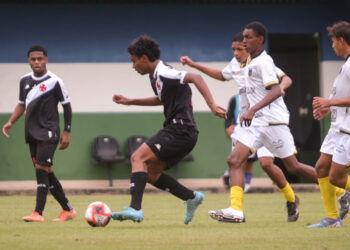 Verifique os resultados da base do Vasco na semana passada.