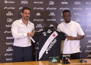 Vasco decepciona seus torcedores ao alterar, em apenas 2 meses, posição sobre reforços.