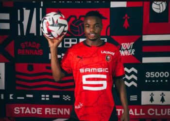 Andrés Gómez dirige-se ao Brasil e realizará exames médicos nesta sexta-feira.