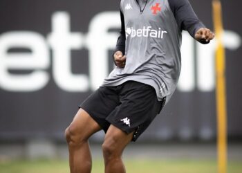 Vasco compartilha imagens do treinamento desta quinta-feira; confira!