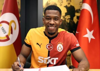 Spartak Moscou aprimora oferta e deve fechar contrato com Carlos Cuesta, defensor cogitado no Vasco.