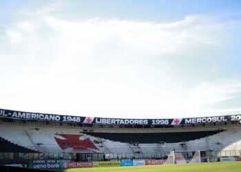 Vasco estabelece colaboração para iniciativa de reciclagem em São Januário.