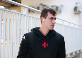 Lucas Piton se destaca como o ‘Craque Betano’ na 20ª rodada do Campeonato Brasileiro no Cartola.