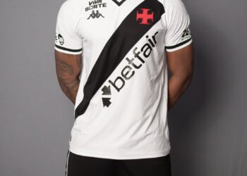 Vasco facilita a transferência do defensor Luiz Gustavo para o Bahia