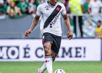 Acerto com o Bahia: Luiz Gustavo irá a Salvador nos próximos dias