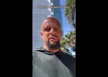 Atualmente comentarista, Felipe Melo, ex-jogador, compartilha diálogo com o presidente do Zenit e afirma que Nino permanecerá no clube.