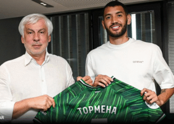 Krasnodar-RUS rejeita oferta do Vasco pelo defensor brasileiro Vítor Tormena