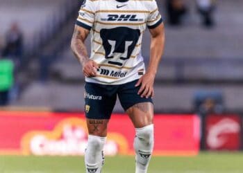 Nathan Silva manifesta desejo de jogar no Vasco para a diretoria do Pumas