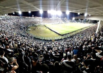 Foto panorâmica de São Januário após Vasco x Botafogo