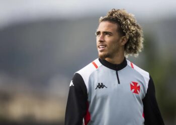 Alverca pagará R$ 5 milhões ao Vasco pela compra de Figueiredo