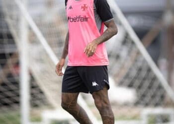 Fotos do treino de sexta-feira no CT Moacyr Barbosa