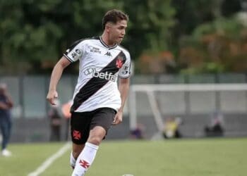 Vasco recusa proposta do Atlético-MG e Paulo Ricardo permanece no clube